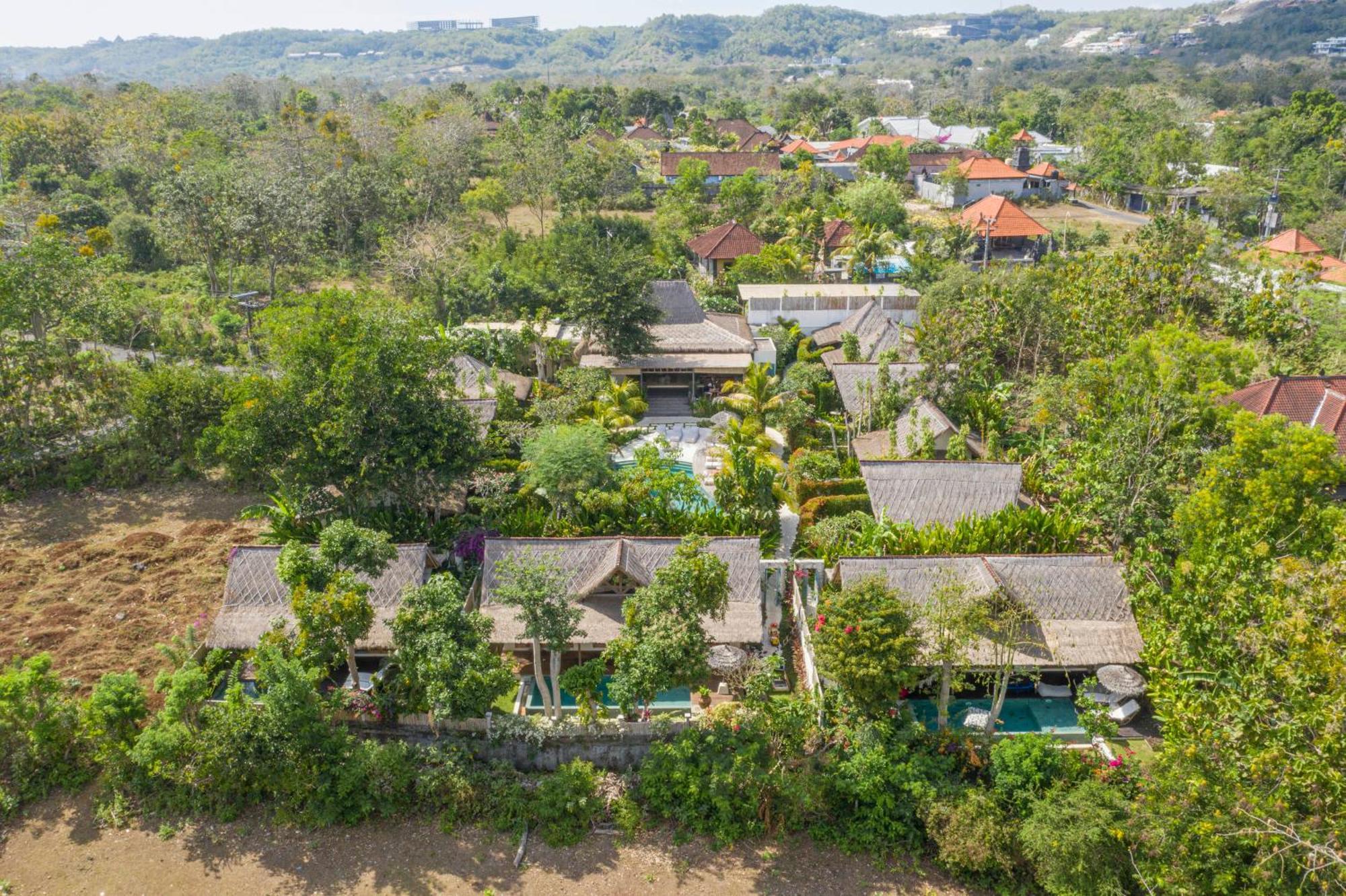 Hotel Gypsea Bali à Uluwatu Extérieur photo
