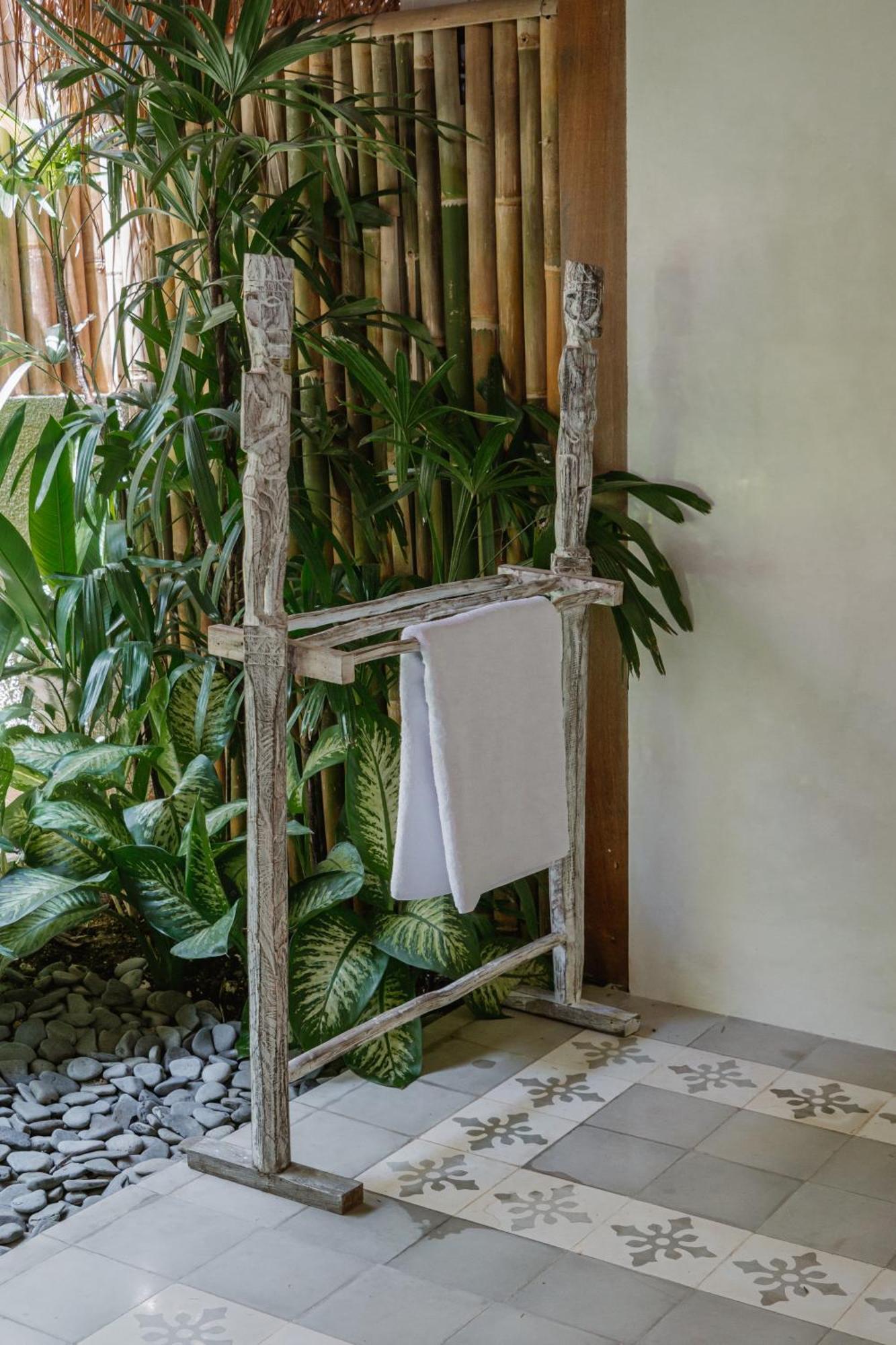 Hotel Gypsea Bali à Uluwatu Extérieur photo